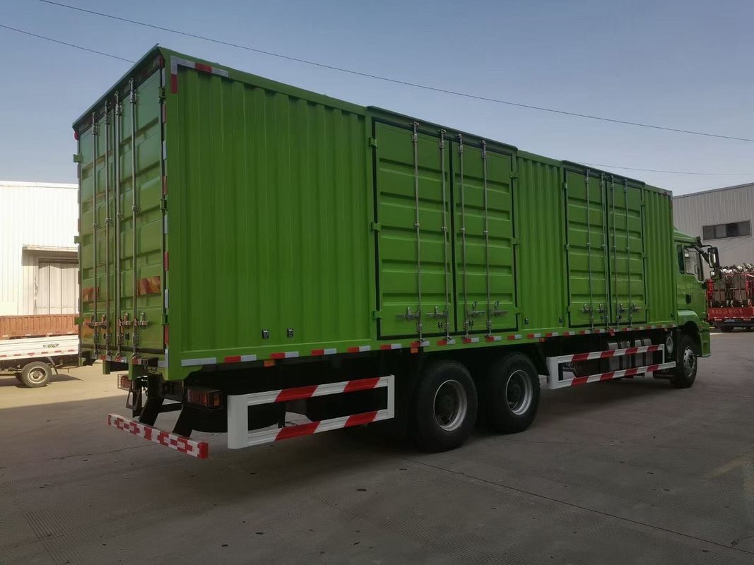 Yeşil 6x4 Van Kargo Kamyonu SHACMAN H3000 Büyük Kargo Kamyonu 340HP Teslimat için