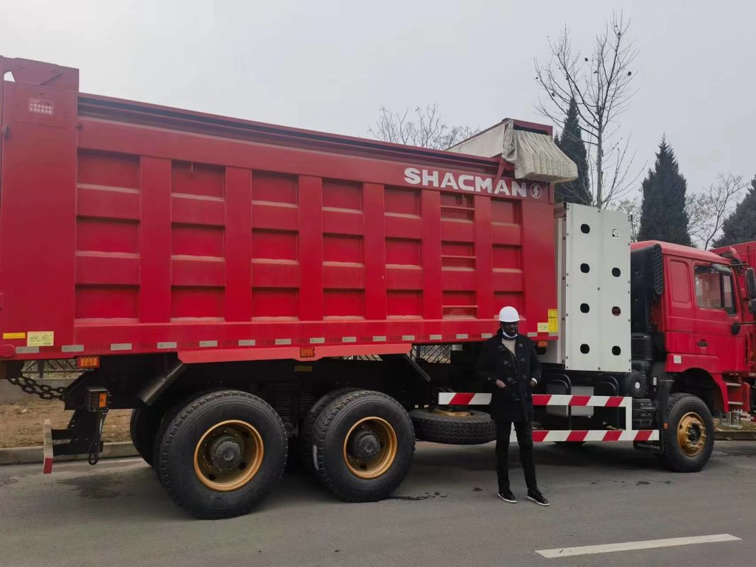 90 ton ağır atık kamyonu 6x4 SHACMAN CNG atık kamyonu Kırmızı F3000 6x4 380 EuroV