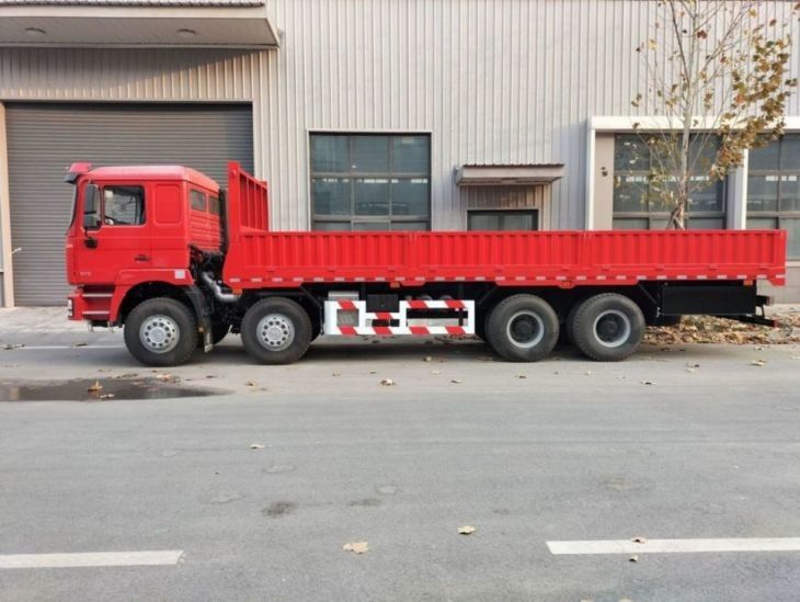 SHACMAN F3000 Kamyon 8x4 430hp Kompozit Taşımacılığı için Kırmızı Kamyon