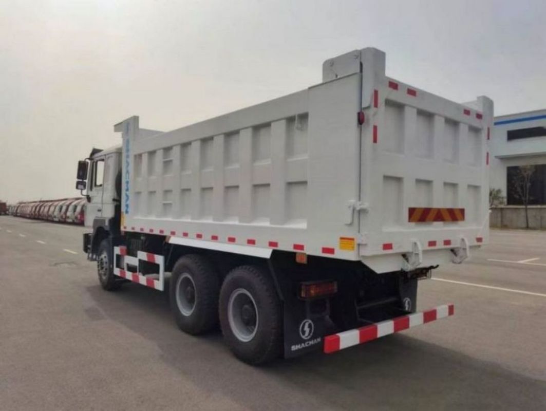 Yeni Ağır Güçlü 10 Tekerlekli SHACMAN Dump Truck F3000 6x4 340Hp Euro II Beyaz