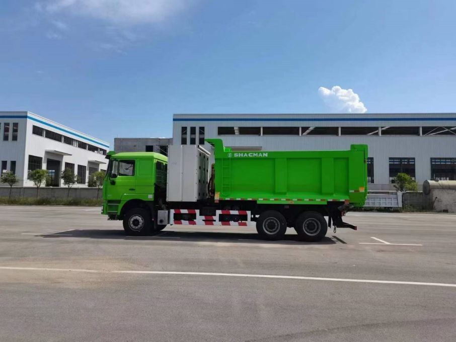 10 Tekerlekli SHACMAN F3000 CNG Çöp Kamyonu 6x4 Euro V WEICHAI-430HP Yeşil İnşaat ve Madencilik için Mükemmel