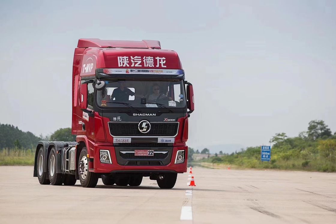 WP12.460E50 Motor ve Sıradan Hava Filtresi Donanımlı SHACMAN X5000 Traktör Kafası 6x4 460HP EuroV Kırmızı Kamyon Traktör Kafası