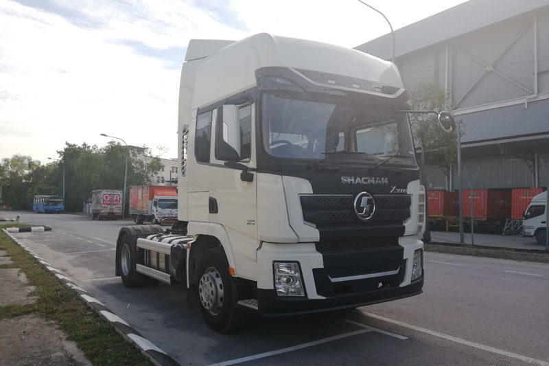 SHACMAN X3000 4x2 Trakör Başlıklı Trakörler Güçlü Trakör Kamyon 375HP WEICHAI Motoru