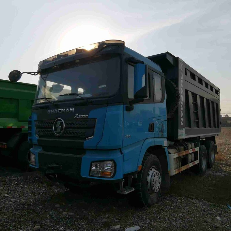 En iyi performans için hava sürüş süspansiyonu ile yapılandırılmış 400 hp ağır atık kamyonu