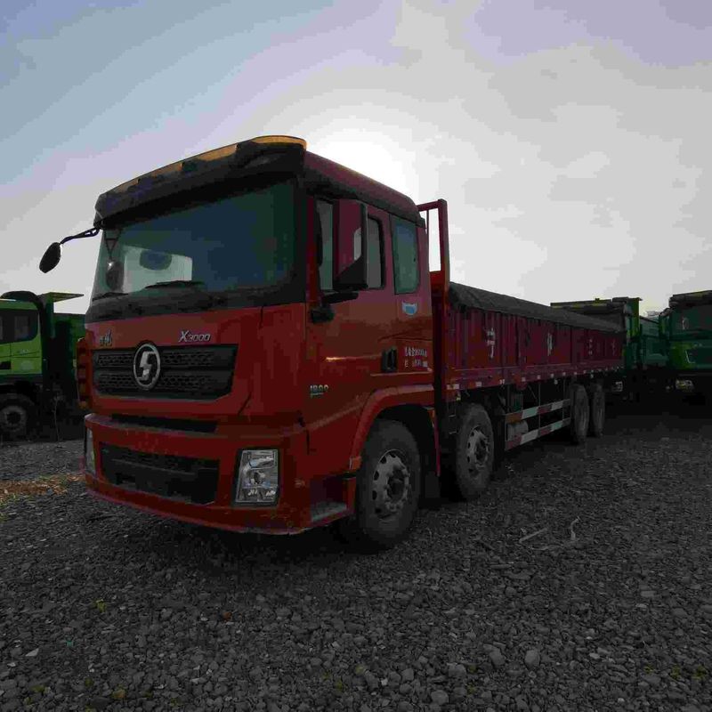 SHACMAN X3000 Kamyon 6x4 340hp Euro II Beyaz 10 Tekerlekli Kamyon