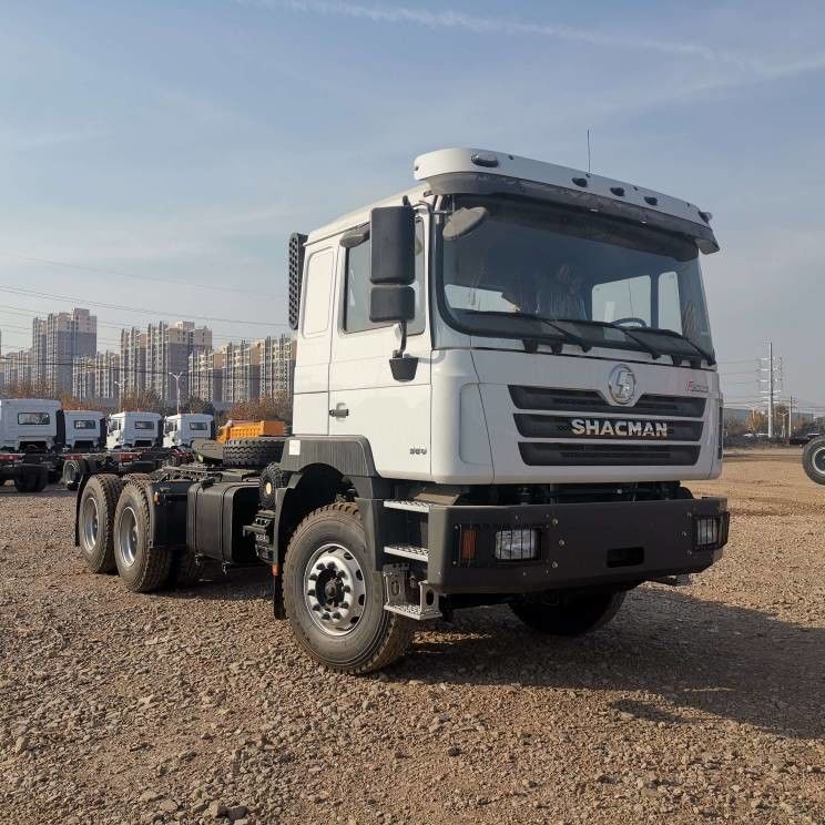 Kırmızı SHACMAN F3000 375HP Euro V 6 tekerlekli traktör başlığı 4x2 WEICHAI Motoru