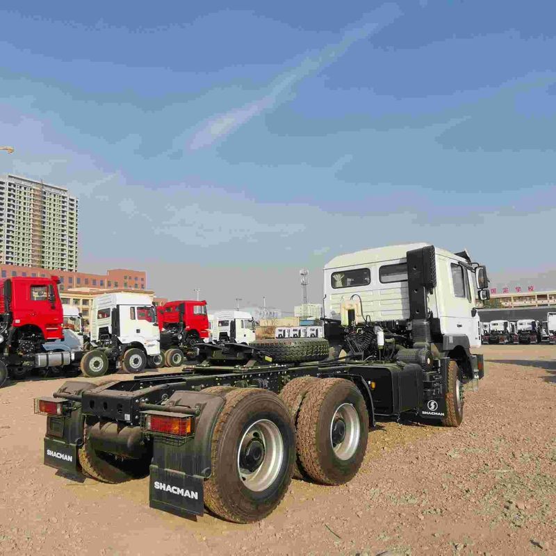 Kırmızı SHACMAN F3000 375HP Euro V 6 tekerlekli traktör başlığı 4x2 WEICHAI Motoru