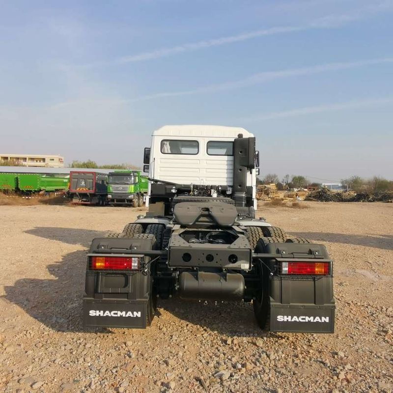 Kırmızı SHACMAN F3000 375HP Euro V 6 tekerlekli traktör başlığı 4x2 WEICHAI Motoru