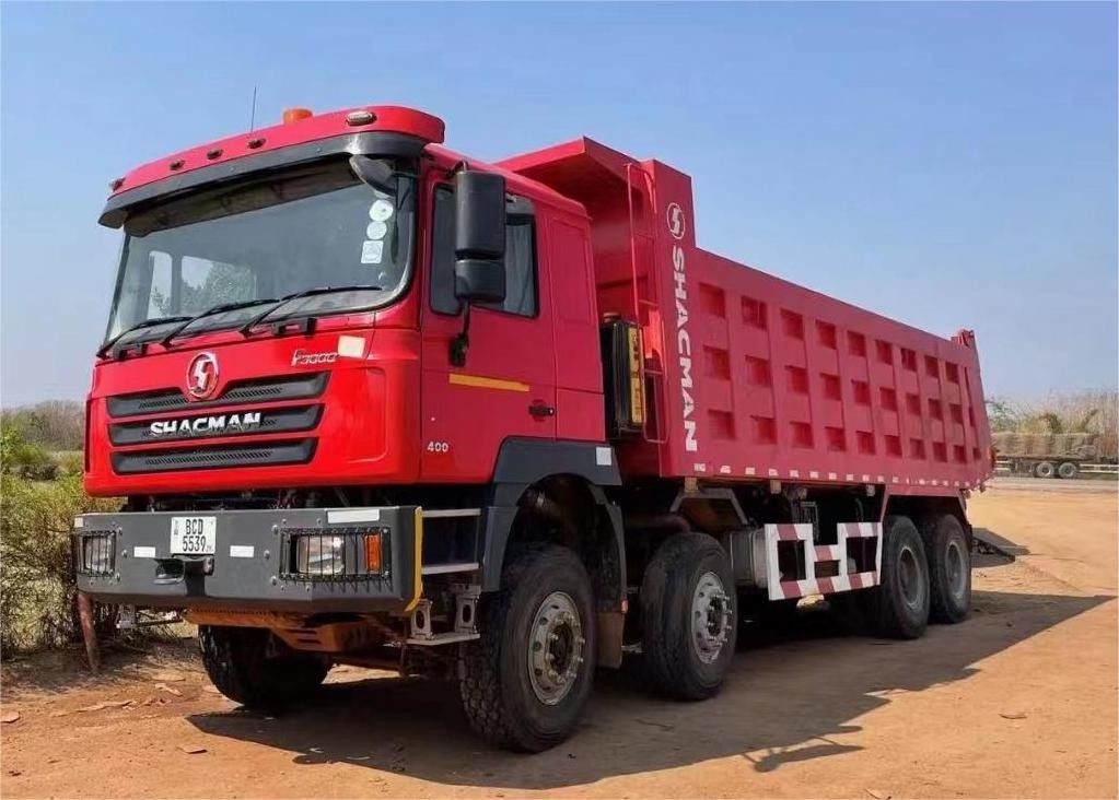 SHACMAN F3000 8x4 380hp EuroV Çöp Kamyonu Weihai Motoru ile Çift Aşamalı Axle
