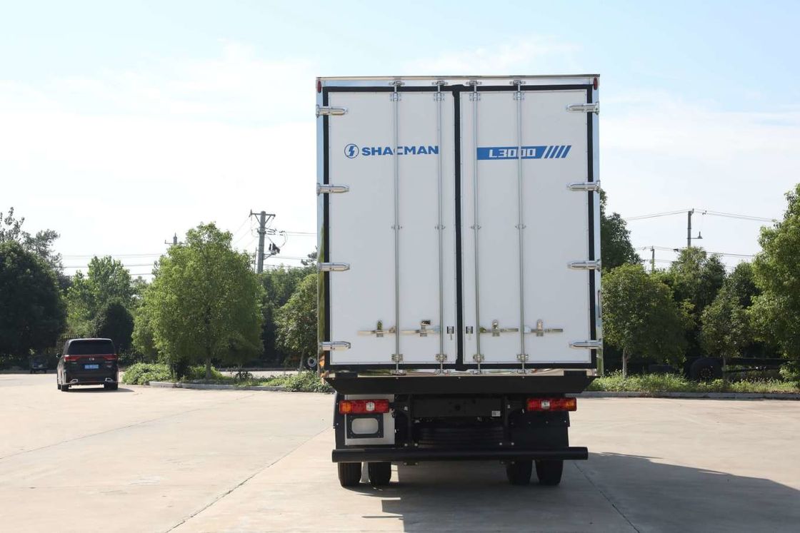 SHACMAN L3000 Van Kargo Kamyon 4x2 340hp Kamyon 290hp Euro II Beyaz 6 tekerlekli Kargo Kamyon