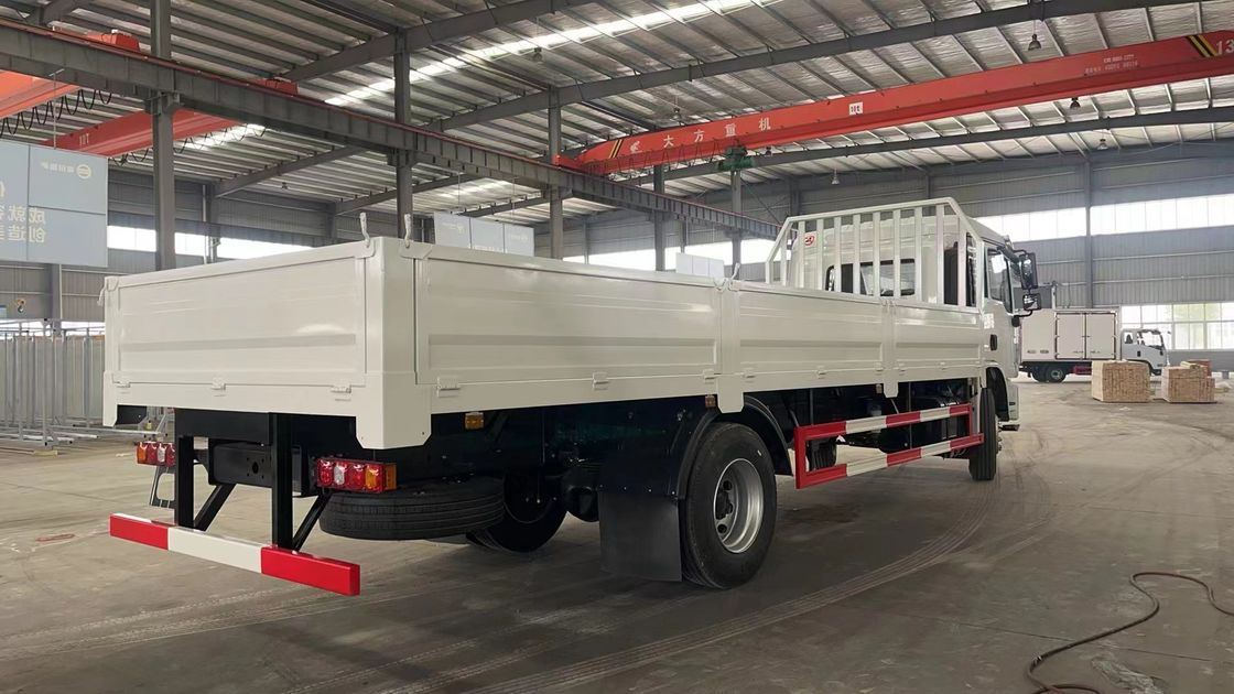 SHACMAN L3000 4X2 10 Ton Yükleme Kapasitesi Kargo Kamyonu 240HP Kamyon Kamyonu İyi Kalite