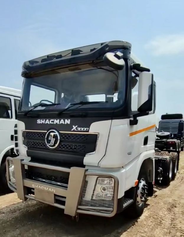Traktör başı Euro 3 10 Tekerlekli SHACMAN 450hp X3000 6*4 Traktör kamyon kullanılmış taşımacılık inşaat