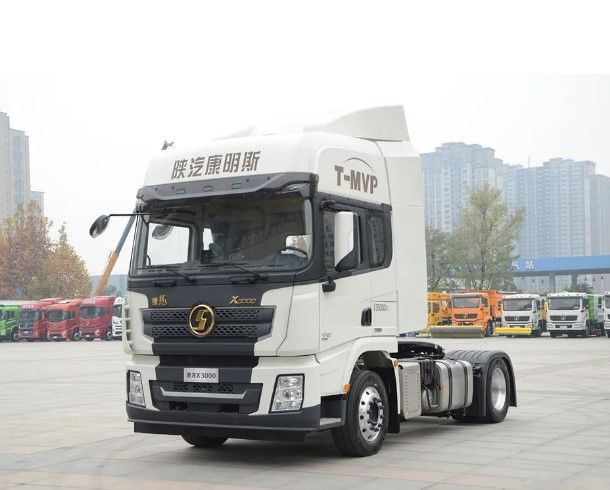 SHACMAN 6 Tekerlekli X3000 4x2 Traktör Sol Sürücü 420HP Çift Yataklı Traktör Kamyonet Cezayir için