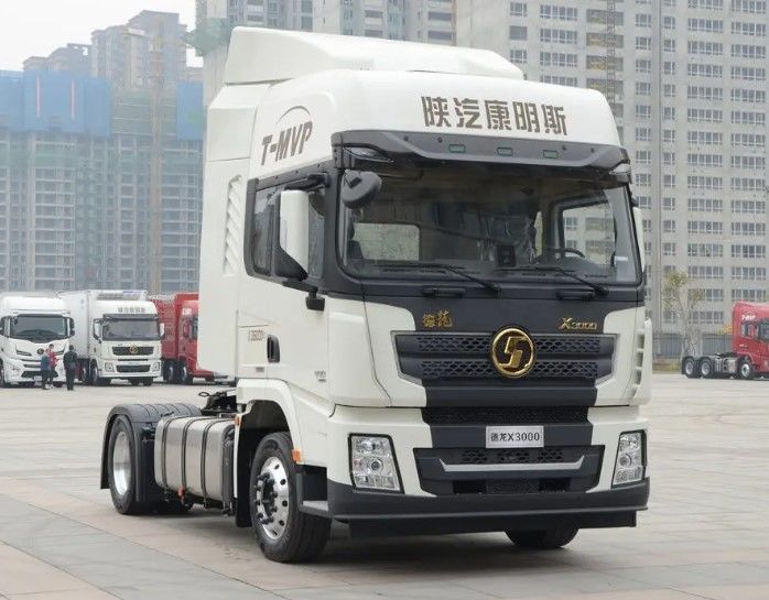 El Değiştirme 10 Tekerlekli Traktor Kamyon SHACMAN 430hp X3000 4x2 Çift Yataklı Kabin Traktor Kafası