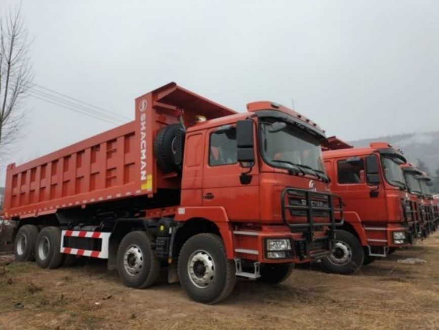 Ağır Çöp Kamyonu 20 M3 Çöp Vücudunun Kapasitesi 6x6 6x4 8x4 Sürüş Türü