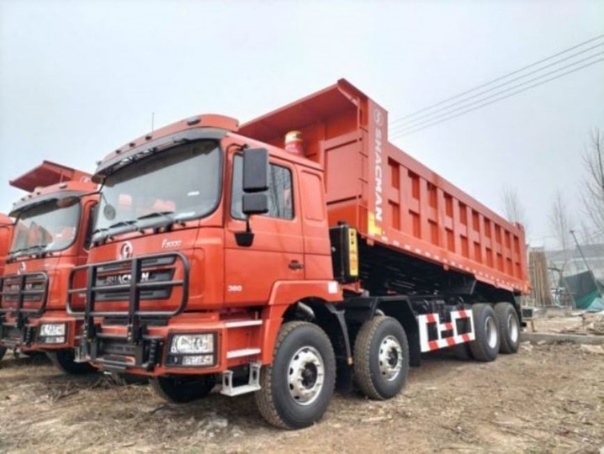Ağır Çöp Kamyonu 20 M3 Çöp Vücudunun Kapasitesi 6x6 6x4 8x4 Sürüş Türü