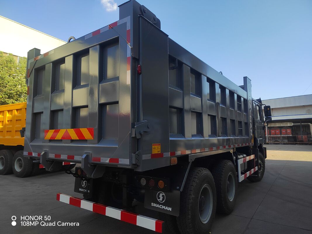 SHACMAN 3 Axle Heavy Dump Truck 12.00R20 Lastikleri 400L Yakıt Tankı ve El Değeri 430HP EuroII 25 Ton
